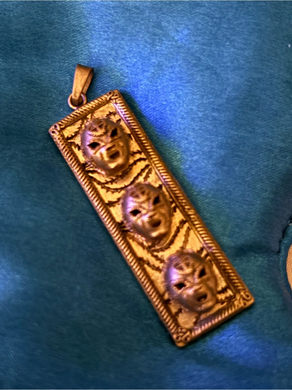 VSA- RETIRED RARE Bronze Luchador pendant